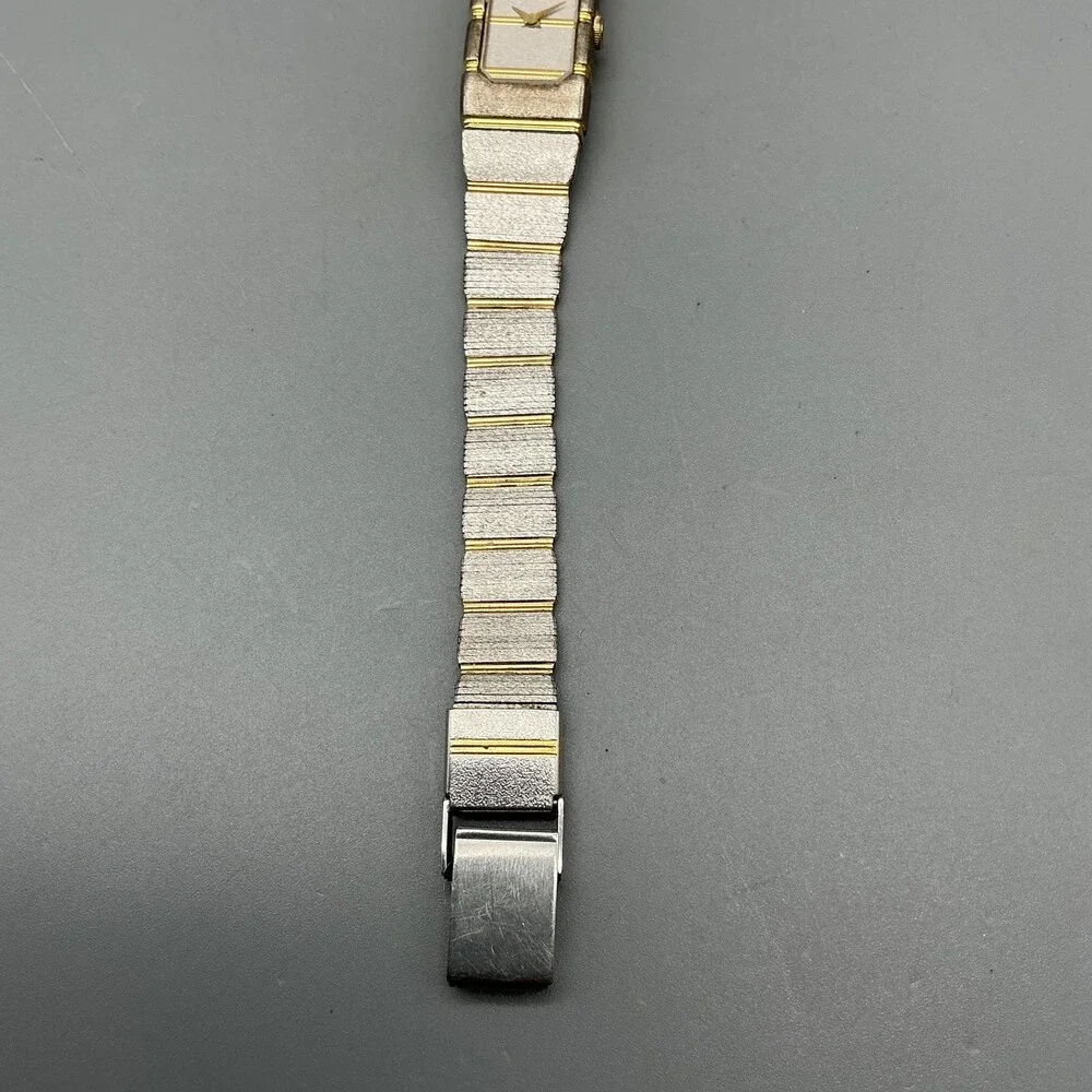 Vintage Seiko Womens Watch 13mm Two Tone Band 2E20-5030 New Battery 6.75